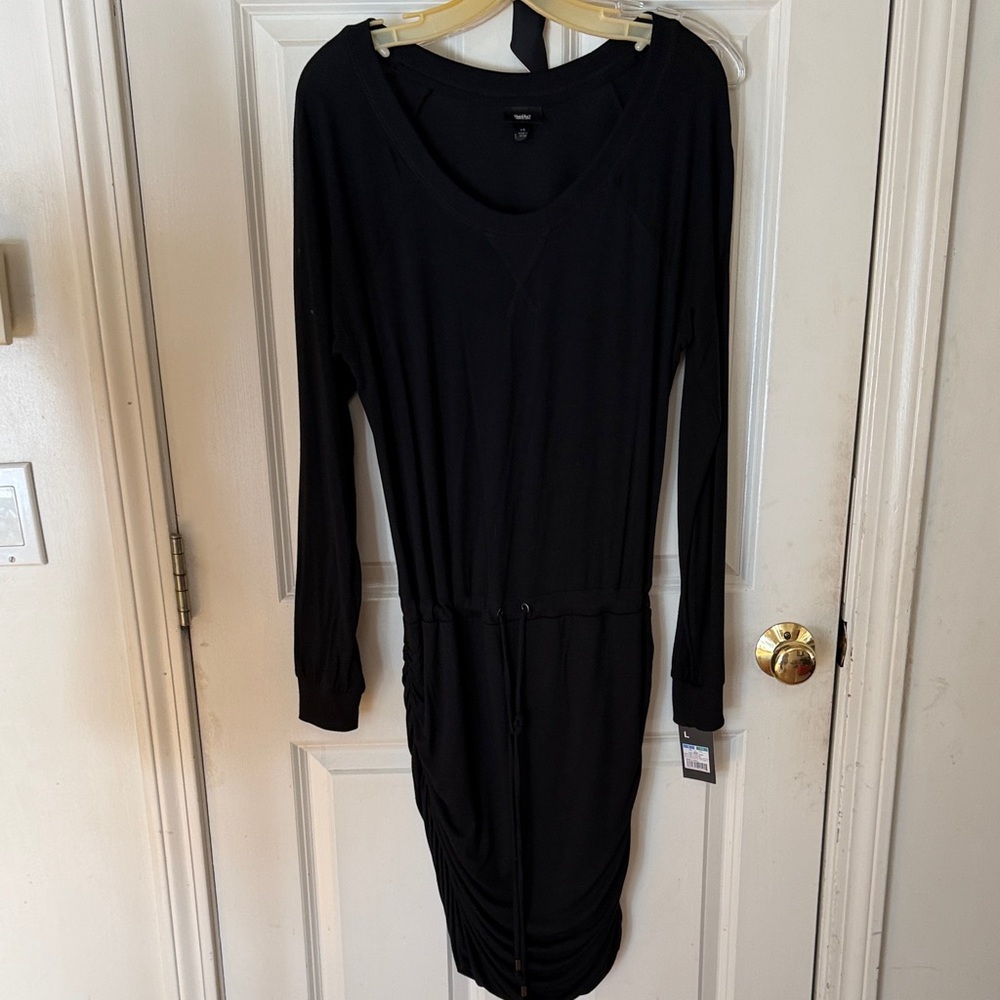 Mossimo Supply size large black long sleeve midi dress shirred sides & stretch